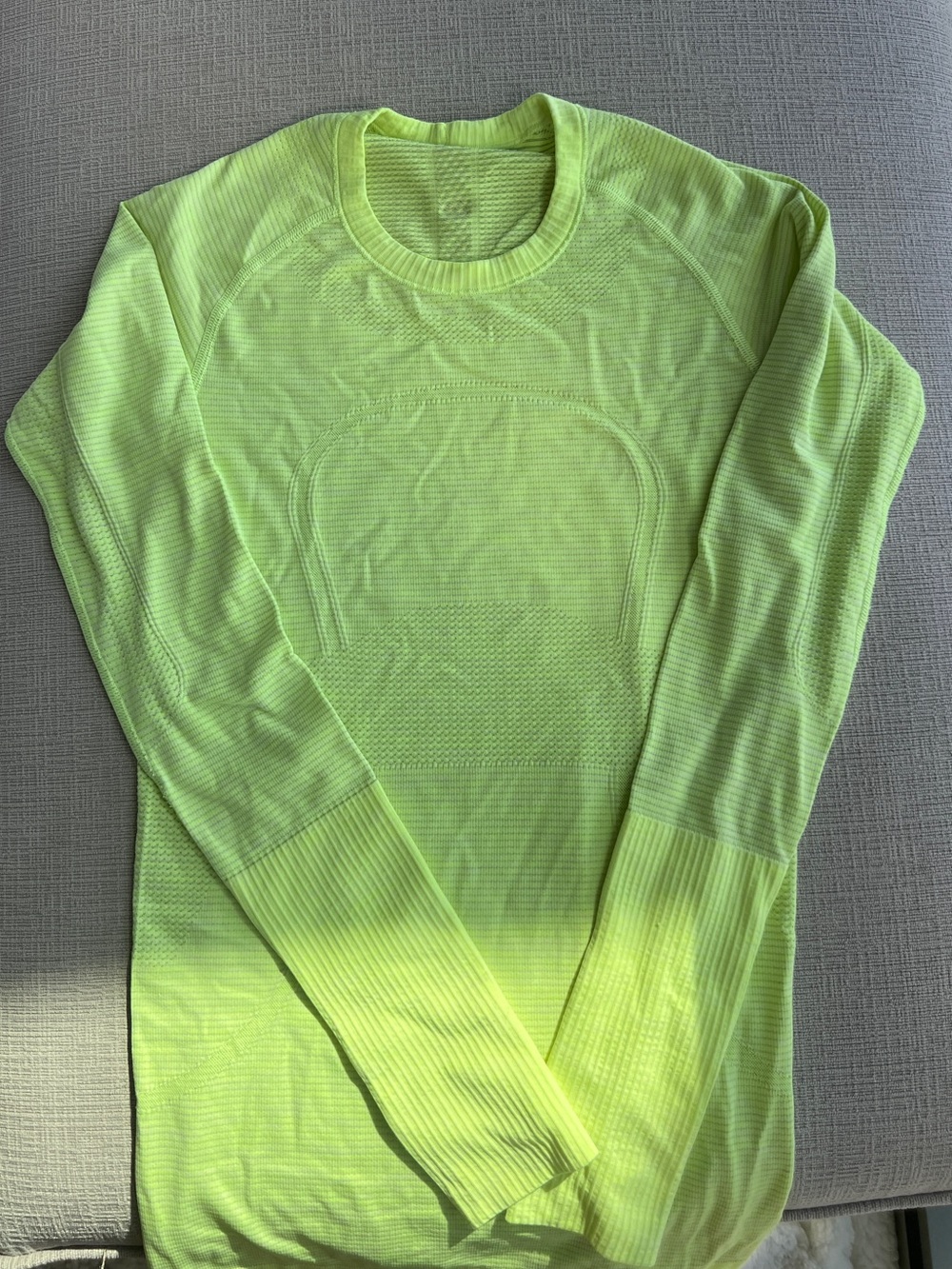 Like new lululemon Neon Yellow Long Sleeve swiftly top sz4